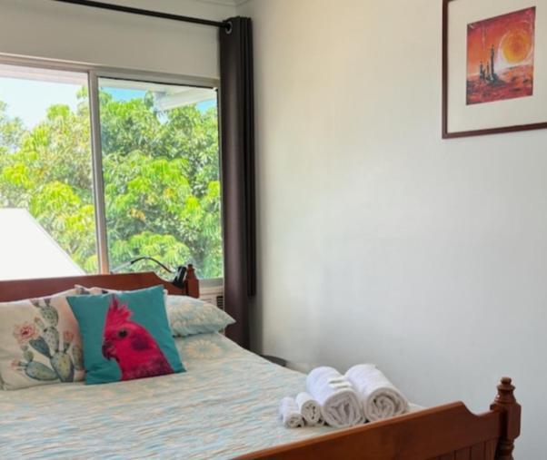 Residential Two-bedroom Unit On The Strand, Self-check In, Wi-fi Apartment *