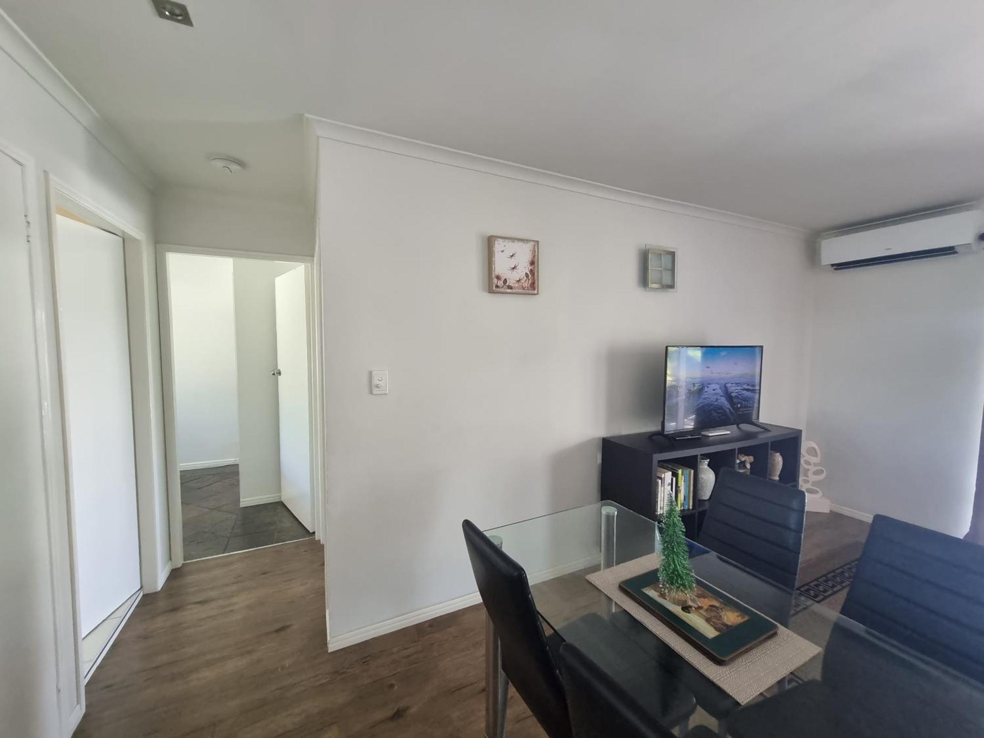 Residential Two-bedroom Unit On The Strand, Self-check In, Wi-fi Apartment Townsville
